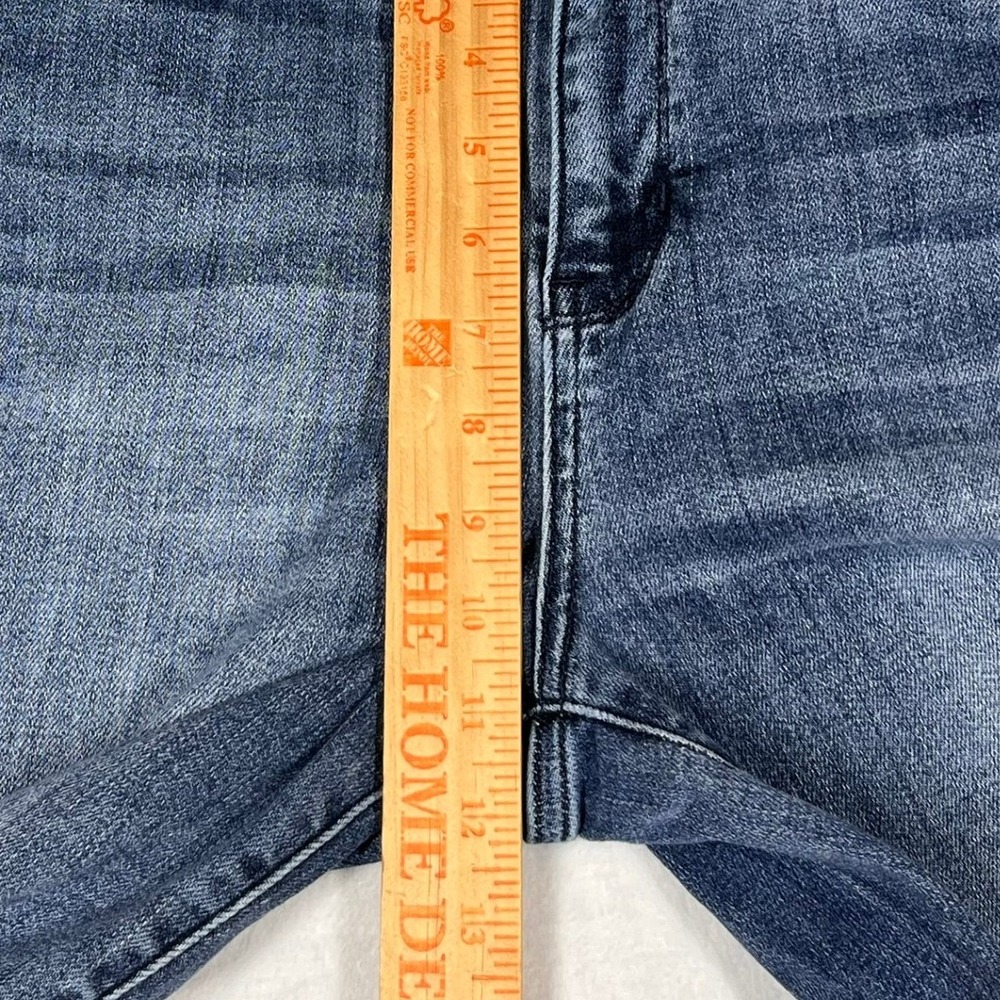 Judy Blue Boyfriend Jeans Womens 9/29 (Fits 30x29) Blue Distressed Relaxed - Picture 10 of 16